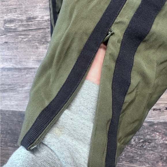 Zara Trafaluc Olive Green Chino Pants with Black Contrasting Stripes Womens XS - Picture 5 of 9